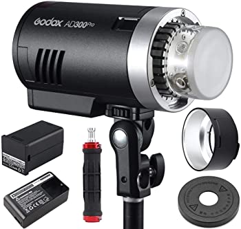 【中古】【Godox代わりになる】Godox AD300Pro 閃光電球閃光電球 TTL 2.4G 制作室向け 300W 1/8000 HSS 2色モデリング5600±100K 0.01-1.8S再利用時