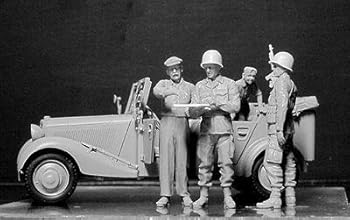 【中古】マスターボックス 1/35 アメリカ・ドイツ 路上検問 アメリカ兵2体 & 民間家族3体セット プラモデル MBP35161 メーカー初回受注限定生産
