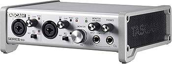 【中古】【39shop】TASCAMタスカム★SERIES 102i 10IN/2OUT 24bit/192kHzハイレゾ USBオーディオ/MIDIインターフェース Youtube 音楽制作 生配信 DTM(非常に良い)｜アトリエ絵利奈