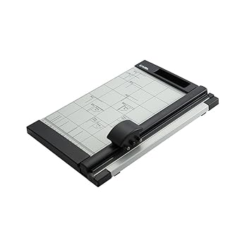 【中古】カール事務器 裁断機 ペーパーカッター A4対応 10枚裁断 DC-200N