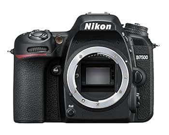 【中古】Nikon デジタル一眼二眼レフ写真機 D7500 上半身 黒いこと