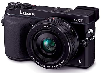 【中古】パナソニック ミラーレス一眼カメラ ルミックス GX7 レンズキット 単焦点レンズ ブラック DMC-GX7C-K