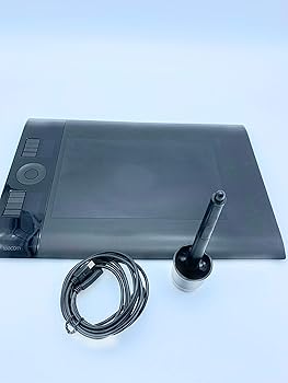 【中古】【39shop】Wacom★プロフェッショナルペンタブレット Mサイズ 紙とペンに迫る書き味 Intuos4 PTK-640/K0(非常に良い)|アトリエ絵利奈