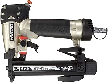 【中古】HIKOKI(ハイコーキ) タッカー ステープル幅10MM 長さ13~25MM 単発年代順の連続うつり変わり規則体系付 N2510MB