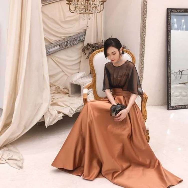 パーティードレス 結婚式 お呼ばれ 演奏会 フォーマル ドレス ロング ケープ風 エレガント おしゃれ 20代 30代 40代 二の腕カバー Aライン フレア 大人 個性的 二次会 きれいめ｜アトリエ店