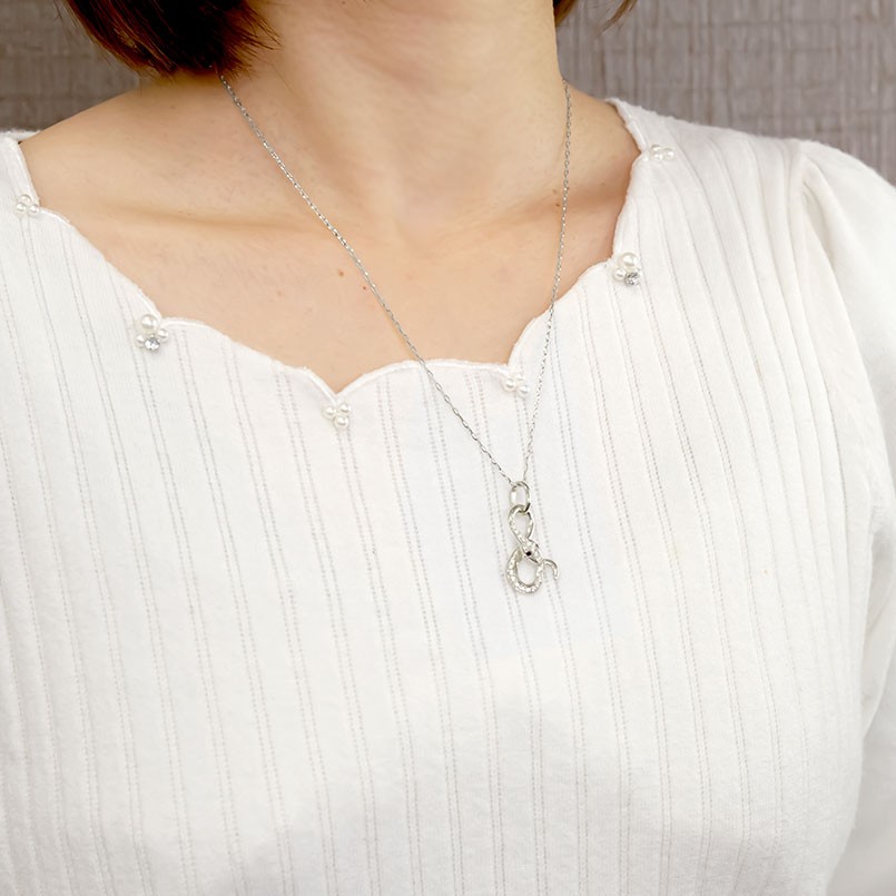 ネックレス レディース ルビー キュービックジルコニア ヘビ インフィニティ ペンダント 白さゴールドk10 連環 蛇蠍 長虫 アミュレット の 第一 送料無料 信望 Pghintheround Com