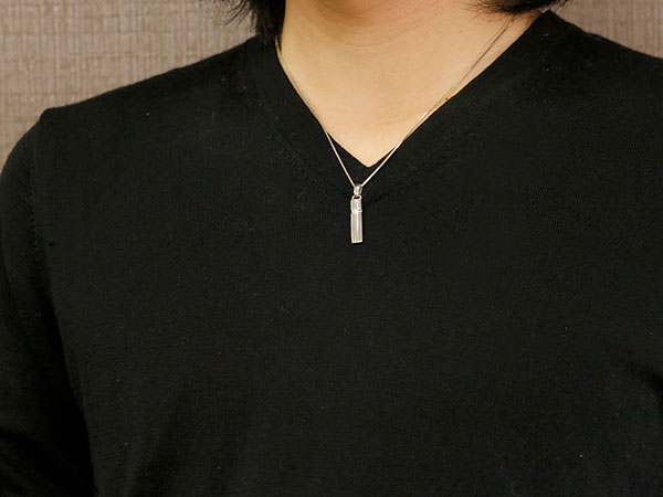お歳暮 10金 ネックレスペンダント ネックレス メンズ クロス ホワイトゴールドk10 角型 縦長 バーネックレス ダイヤモンド 一粒 10k  チェーン プレートネックレス トレジャーハンター 男性用 送料無料
