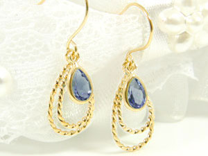 ピアス 10 Offスーパーsale メンズ 18金 ピアス アイオライト フックピアス イエローゴールドk18 天然石 宝石 揺れるピアス 男性用 送料無料 18k メンズピアス ジュエリー工房アトラス