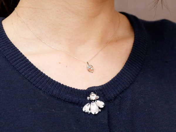 ネックレス レディース ダイヤモンド ダイヤホワイトゴールドk10ペンダント ダイヤモンド ダイヤティアドロップ チェーン 人気 4月誕生石 10金 雫 つゆ型 涙型 送料無料 の トップ