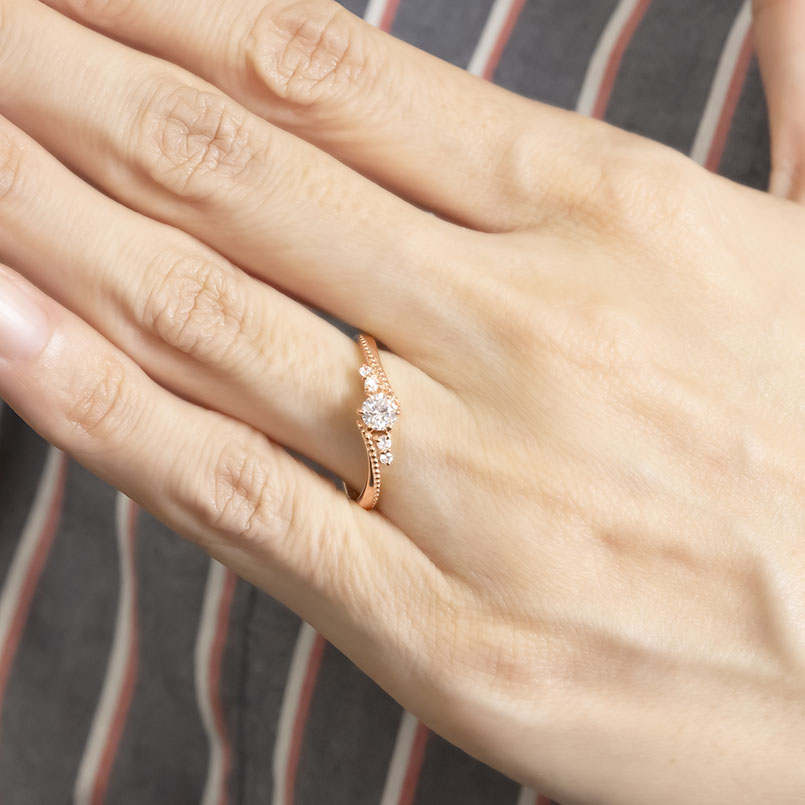 婚約指輪 18金 リング 人気 大粒 ダイヤモンド 指輪 ダイヤ エンゲージリング 18k 一粒 ピンク