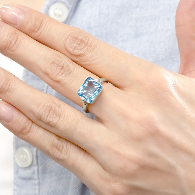 86%OFF!】 Pt ダイヤモンドデザインリング 婚約指輪 エンゲージリング メレ 末広