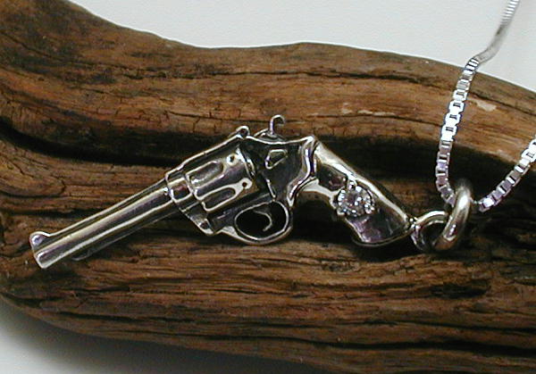 ネックレス メンズ シルバー ペンダントトップ シルバー925 チェーン 付き 拳銃ペンダント ピストルネックレス ベネチアンチェーン 銃 鉄砲 ガンペンダント