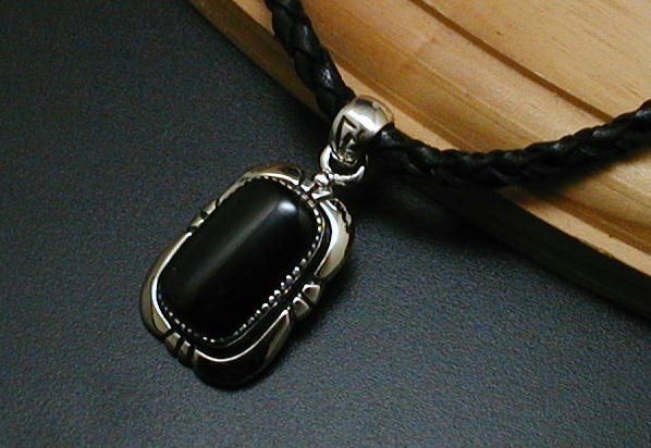楽天市場 シルバーネックレス メンズネックレス オニキス ネックレス メンズ シルバー925 レザー パワーストーン 革紐 かわひも チョーカー 男 シンプル １００点マーケット