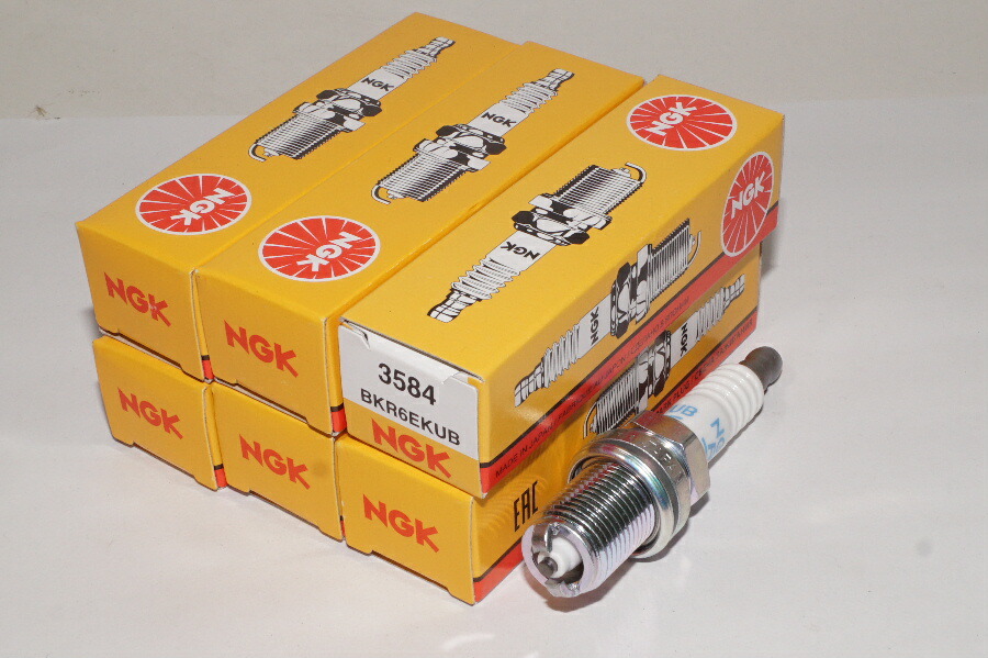 フォルクスワーゲン VOLKSWAGEN パサートワゴン GF-3BAMXF AMX 2001.10-2006.4 用 NGK BKR6EKUB 3584 ★6X-0270 プラグ品番 スパークプラグ
