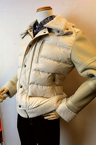 楽天市場 セール６０ ｏｆｆ バジエ Vagiie ダウンジャケット ムートンレザーブルゾン 秋冬アウトレット現品限り品 メンズウェア バジエ服 ムートン ダウンコンビジャケット ベージュ フォーシーズン ギャラリー