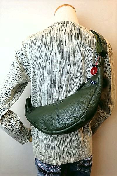 ラウラフェリーチェ ダークグリーンバッグ 小物 ブランド雑貨 Laura Felice レザーボディバッグ パターンオーダーバッグ バッグ ラウラフェリーチェ鞄 レザーボディバッグ レディース ダークグリーン メンズ イタリア製生地 エンボスレザー