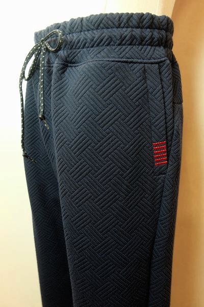 【セール３５％ＯＦＦ】 コードビー CODE:B 【イージーパンツ】【２０２５秋冬新作】【メンズウェア】【カットソー】【ジャージパンツ】【バラシ】【コードビー服】 網代格子柄イージーパンツ ネイビー