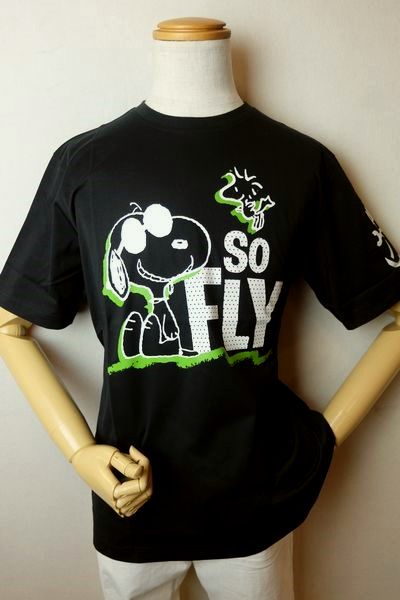 大売り出し３５％ＯＦＦ カステルバジャック CASTELBAJAC 【半袖Ｔシャツ】【２０２５春夏新作】【メンズウェア】【ゴルフ】【おせっかい】【カステルバジャック服＆御徒面子】 おせっかい半袖Ｔシャツ 黒いこと
