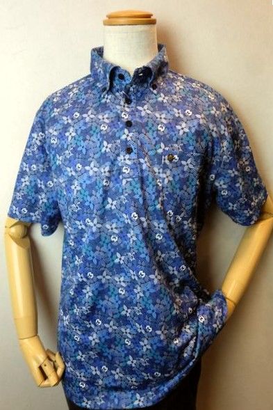 【割引き販売５０％ＯＦＦ】 ミラショーンスポーツ milaschon 半袖スポーツシャツ 春夏逃げ道現品極限点品 メンズウェア 吸汗速乾 カットソー ミラショーン服 吸汗速乾名取り草落ち込む半袖スポーツシャツ 青色