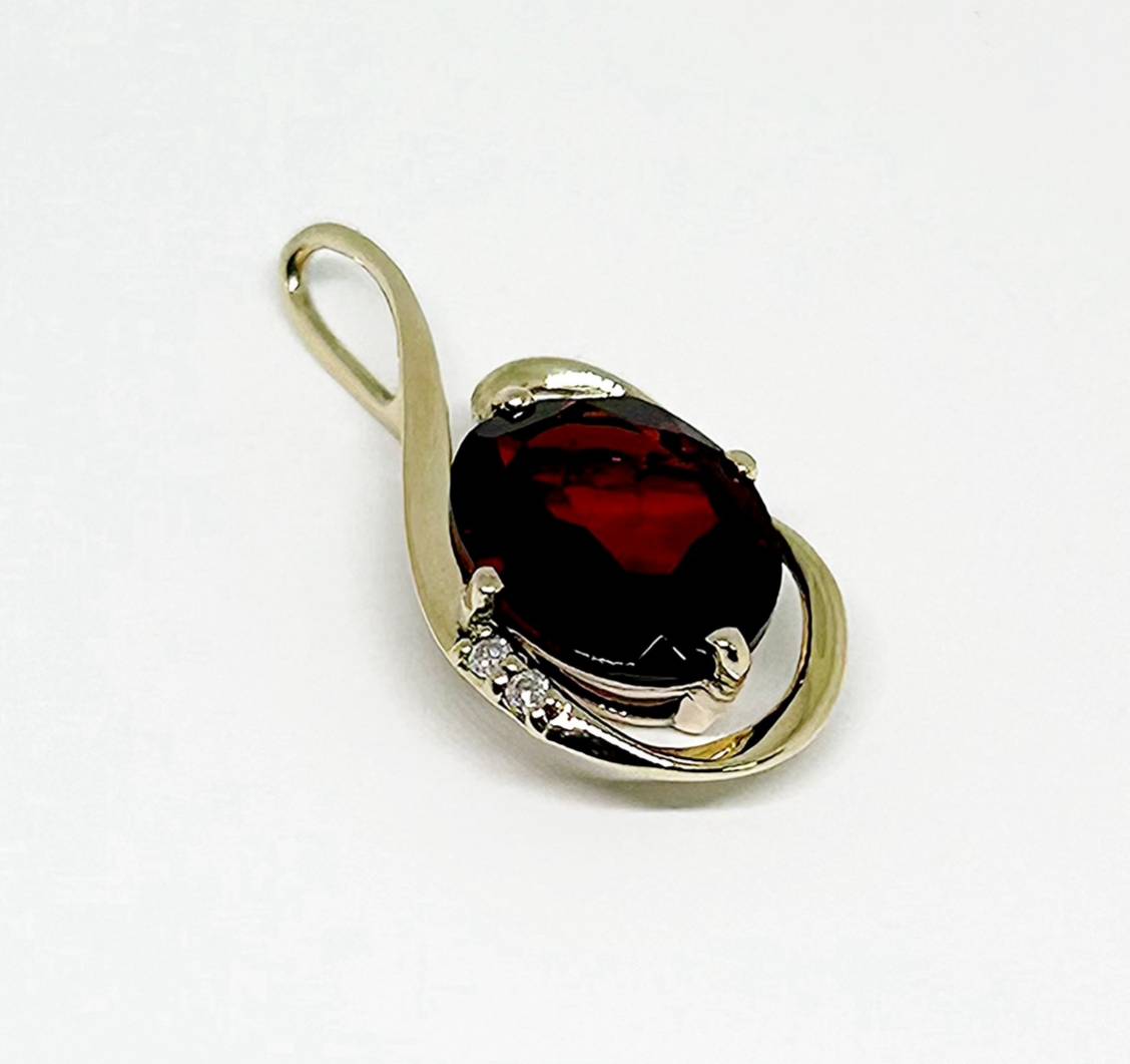 【菊地質店】【中古】K10 ガーネット ダイヤモンド0.01ct ペンダントトップ【送料無料】【質屋出店】【smtb-TK】＜13-101＞