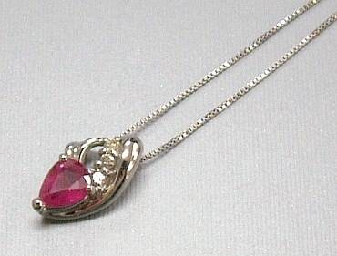 雑誌で紹介された 楽天市場】【菊地質店】【中古】K18WG ルビー0.33ct ルビー