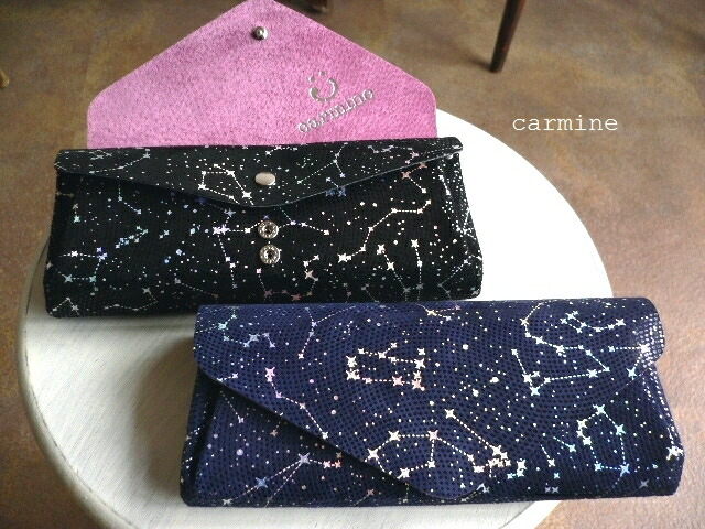 ノベルティ carmine カーマはたご屋 辰宿 星空 Starry 箔押し なめし革 ロングウォレット 長銭入れ SLW 米国海軍/黒いこと