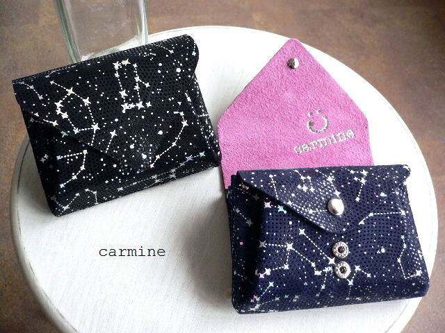 carmine カーマはたご屋 辰宿 星空 Starry 箔押し なめし革 ミニウォレット 折り札入れ SMW 米国海軍/黒いこと バッグ・小物・ブランド雑貨-レディース財布
