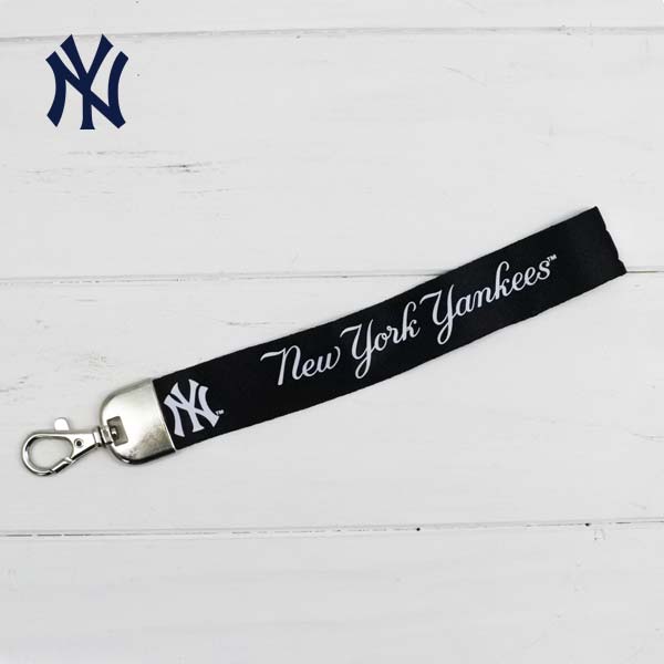 楽天市場】【数量限定】ユキザキ MLBプティ ダイヤモンド チャーム