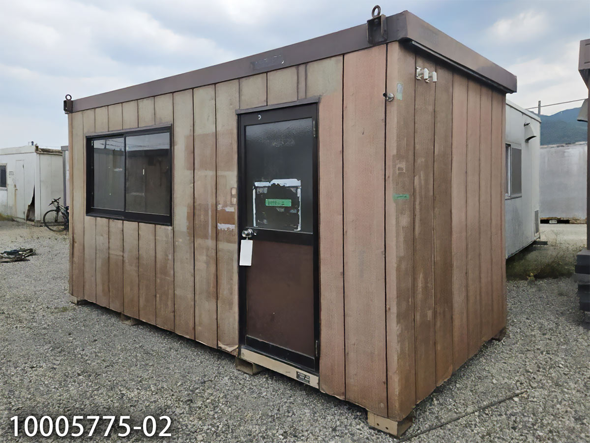 【中古】4.5m ユニットハウス 3坪 6畳 9.9平米 タイニーハウス 休憩所 簡易ハウス プレハブ小屋 屋外 used prefab container homes 事務所 倉庫 物置 店舗 10005775-02