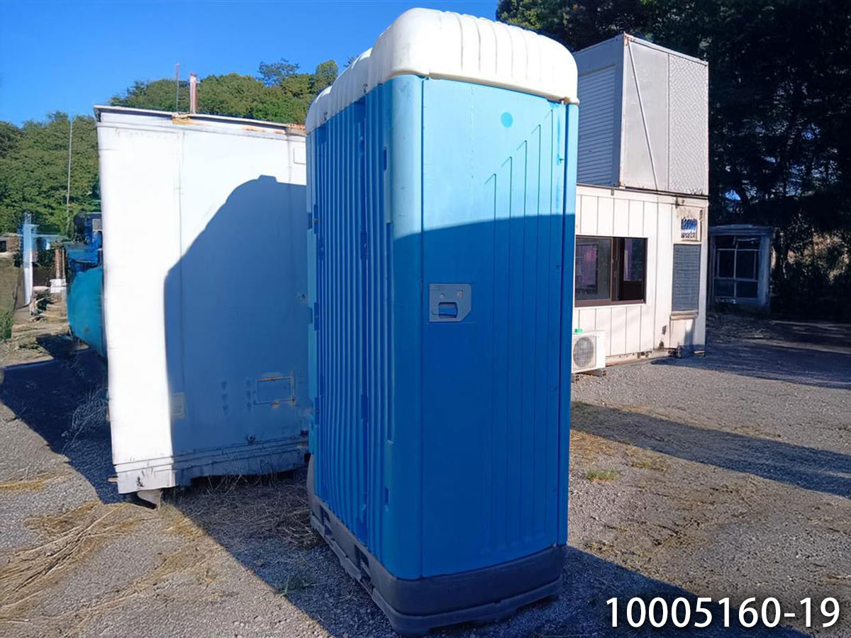 【中古】1.6m 仮設トイレ 和式タイプ 汲取り式 0.4坪 0.8畳 1.3平米 ポータブルトイレ porta potty 休憩所 簡易ハウス プレハブ小屋 屋外 事務所 倉庫 店舗 仮設 車屋 10005160-19