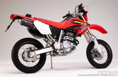 マフラー 送料無料 BEAMS[ビームス]マフラー XR250 BA-MD30 スリップオン SS300カーボン B112-08-004 バイク好き ギフト お買い物マラソン 開催｜アイネット店