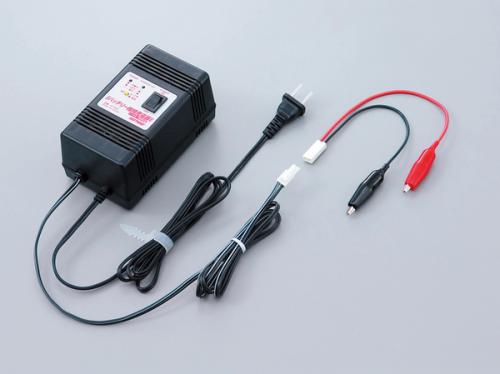 【DAYTONA】[デイトナ] バイク用 維持充電器 + ワニグチクリップ【68586】 バッテリー充電器 バイク好き ギフト お買い物マラソン 開催｜アイネット店
