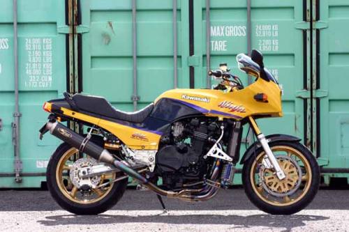 カワサキ　gpz900r ショート菅　マフラー PRETTYRACING SPIDER KAWASAKI GPZ900R ショート管 70π 黒 マフラー