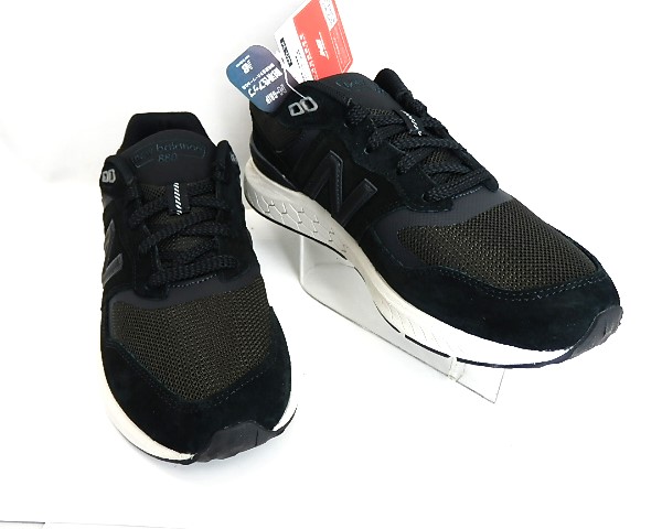 [2024年新生産品]ニュー平衡にする一般受けのウォーキング/リニュアールモデル◆ メンズ new balance MW880  BK6 Fresh Foam , 4E, 黒いこと ,幅ひろい大きさの4E/一般受けNO,1のウォーキングシューズ /制限事項SALE