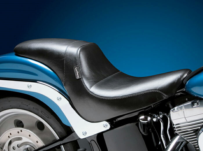 Le Pera DAYTONA SPORTシート:2006～10年FXST、2007～17年FLSTF/B/B