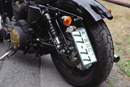 ナンバーサイドマウントキット ハンガータイプ:2009～22年XL1200X、XL1200V、XL1200N、XL883N