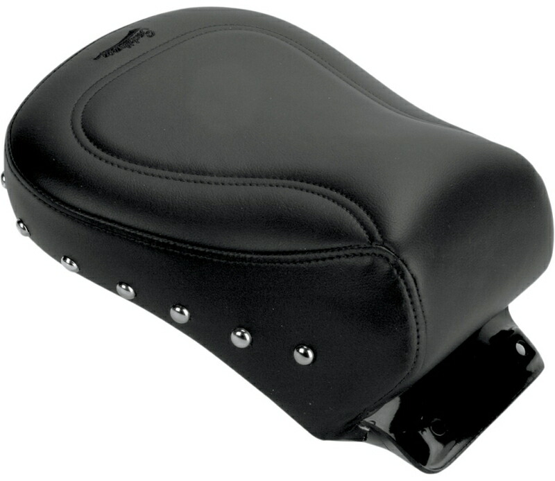 RENEGADE STUDDED ピリオンパッド:1984～99年FXST、FLST、RENEGADE STUDDED ソロシート装着車/ツーリング