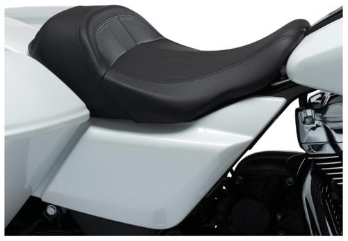 ロープロファイルソロ ツーリングシート/スムースビニール 2023年以降FLHXSE、FLTRXSE、2024年以降FLHX/U、FLTRX/STSE