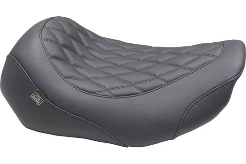 WIDE TRIPPER ソロシート DIAMOND-STITCH ブラック/ブラックステッチ 2023年以降FLHXSE、FLTRXSE、2024年以降FLHX/U、FLTRX/STSE