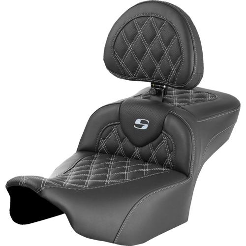 EXTENDED REACH ROADSOFA LS バックレスト シート シルバーステッチ 2023年以降FLHXSE、FLTRXSE、2024年以降FLHX/U、FLTRX/STSE｜アンバーピース