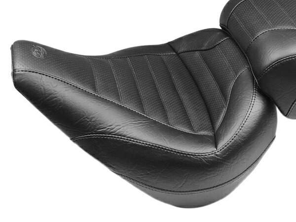 STANDARD TOURING ソロシート TUCK AND ROLL 2018～22年FXBR/S｜アンバーピース