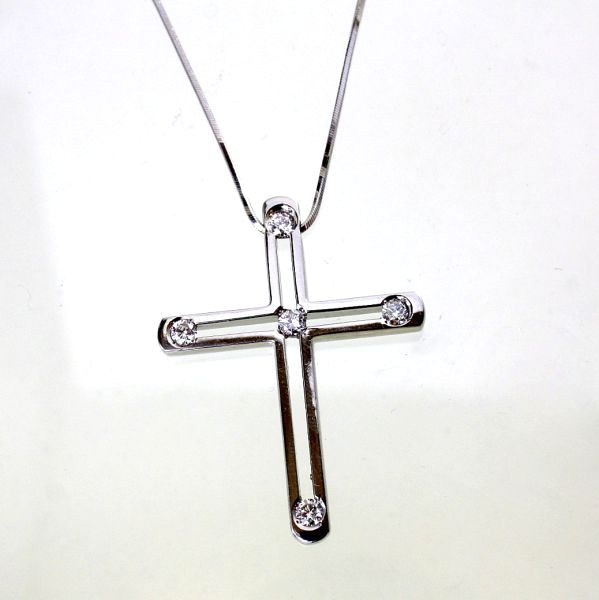 【中古】 プラチナ ダイヤ 0.54ct クロスペンダント付ネックレス|Discount Store ANDOUSHOUJI