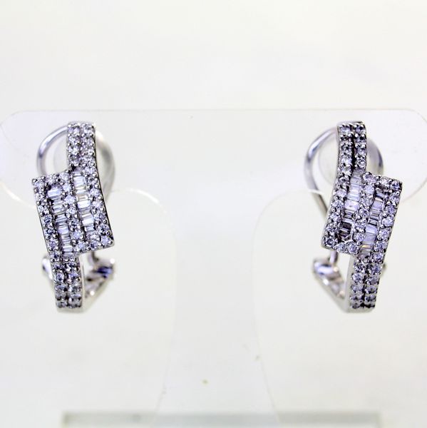 【中古】　１８金WG　ダイヤ　0.58ct　ピアス