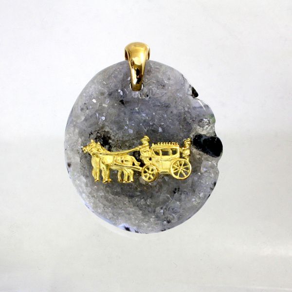 【中古】　１８金　クォーツ　馬車デザイン　ペンダント