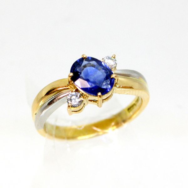 【中古】　１８金，プラチナ　サファイア　1.08ct　ダイヤ　0.11ct　リング　9.5号｜Discount Store ANDOUSHOUJI