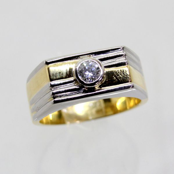 【中古】 １８金，プラチナ 金剛石 0.362コンピュータ断層撮影法 メンズ輪っか 22号