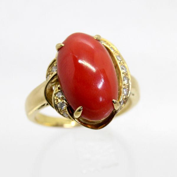 【中古】　１８金　赤サンゴ　ダイヤ　0.13ｃｔ　リング　11号