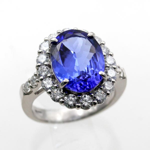 【中古】　プラチナ　タンザナイト　4.69ct　ダイヤ　1.23ｃｔ　リング　12号
