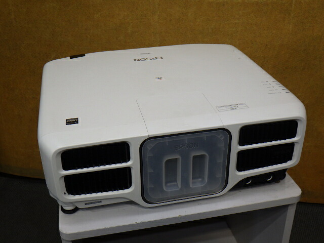 【中古】EPSON EB-L1100U レーザ明かり 映写機 ▼現況品 水晶体なし 通電突きとめるのみ 投掛ける動くこと未照合のしるし 部分品取り用 [B15769]