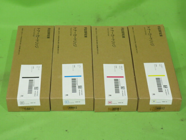 【純正未使用】FUJIFILM トナーカートリッジ KCMY 4色セット CT202368 CT202369 CT202370 CT202371 2026~27期限 ◆ ApeosPort-V C3320 用 富士ゼロックス FUJI XEROX  [b15513]